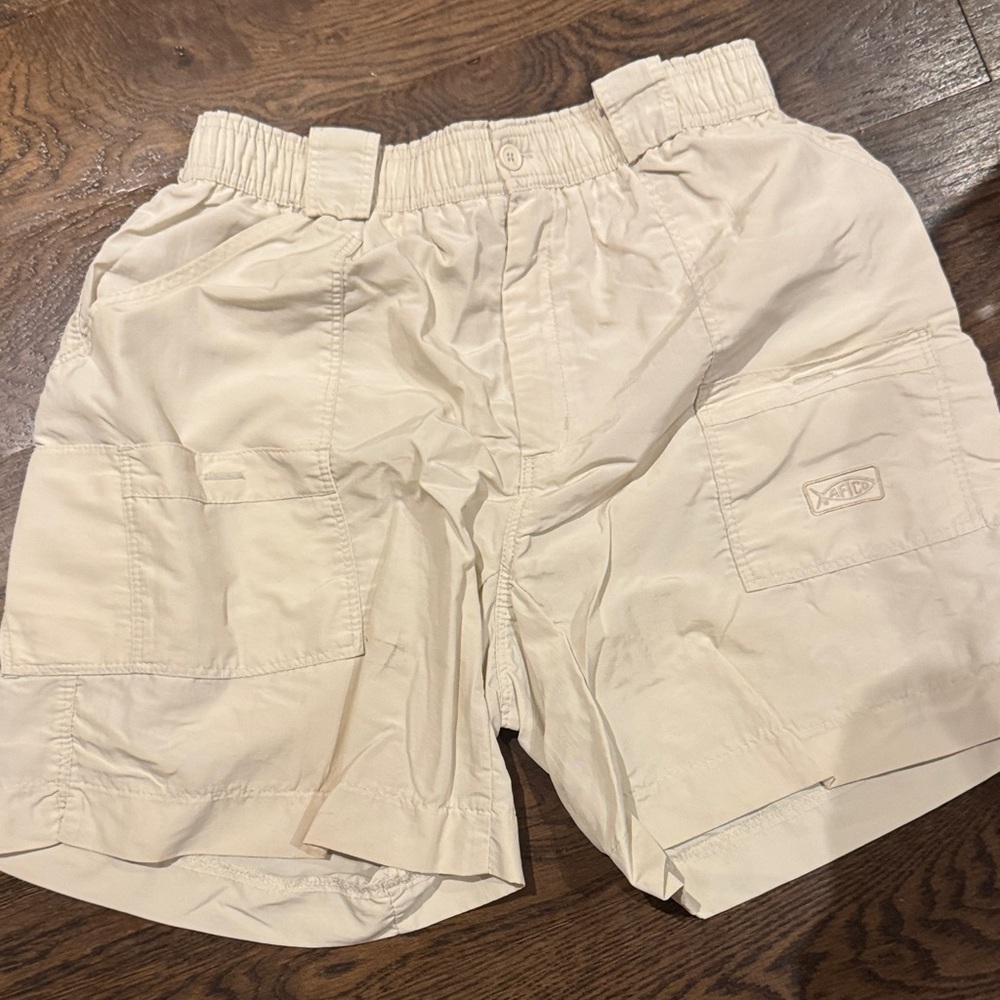 AFTCO White Fishing Shorts